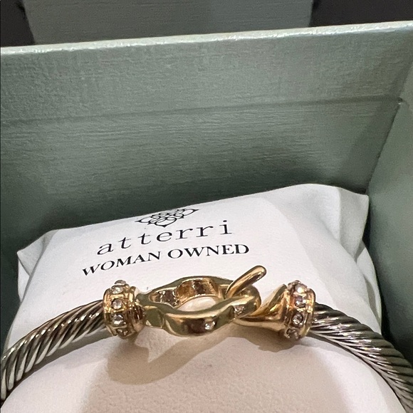 Atterri | Two-Tone Bracelet - Picture 8 of 13